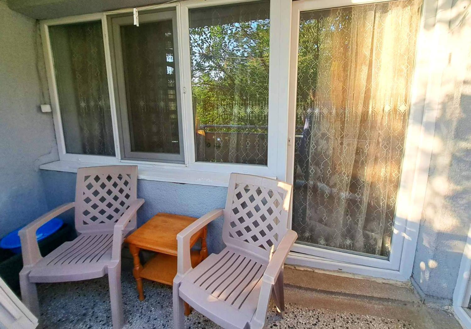 Cosy Flat In The Centre, Near The Bus And Railway Station 公寓 *