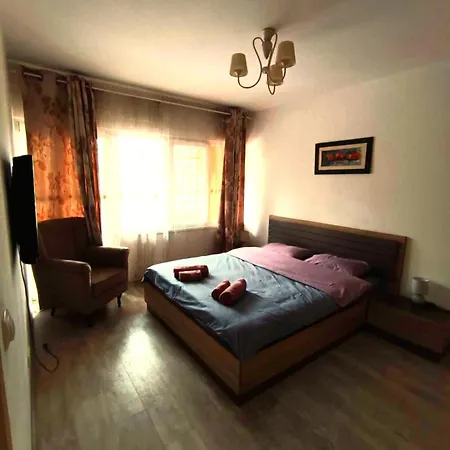 Cosy Flat In The Centre, Near The Bus And Railway Station Apartment Podgorica Exterior photo